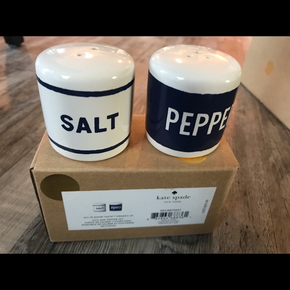 Kate spade salt and pepper shakers (new)